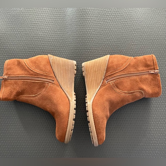 Carlos by Carlos Santana wedge booties - Picture 2 of 11